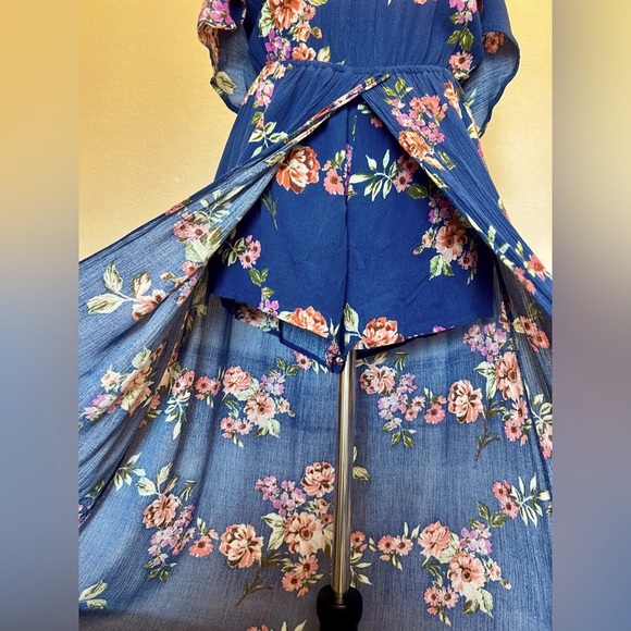 Navy Floral Romper/ Dress, 100% Rayon, Size Large - Picture 10 of 12